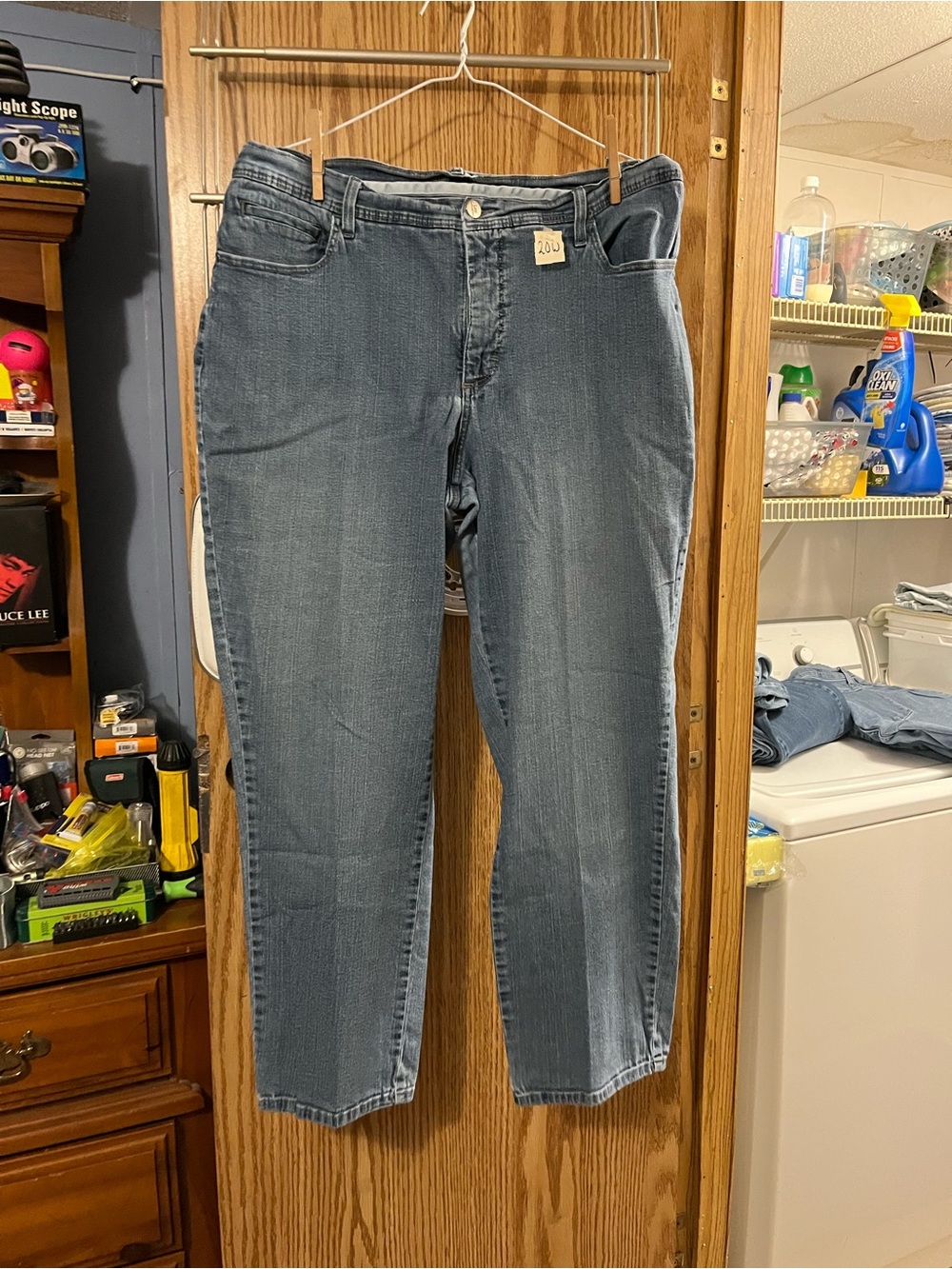 Lee Women's Straight Leg Jeans in Mid Wash Blue